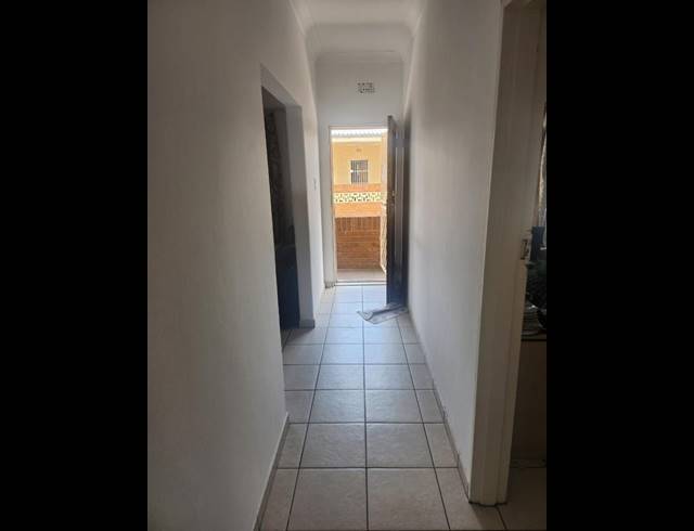 2 BEDROOM APARTMENT FOR SALE IN TURFFONTEIN